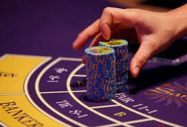 Classic fruit slot reels on luckyi mobile interface for Filipino players
